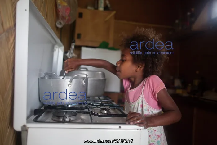 : 6 year old girl : 6 year old girl