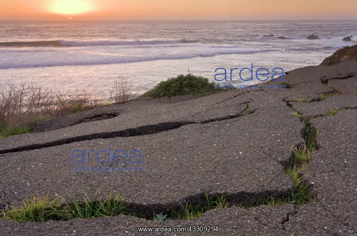 : 80179090 Erosion - of cliffs and Route 1 Westport : 80179090 Erosion - of cliffs and Route 1 Westport