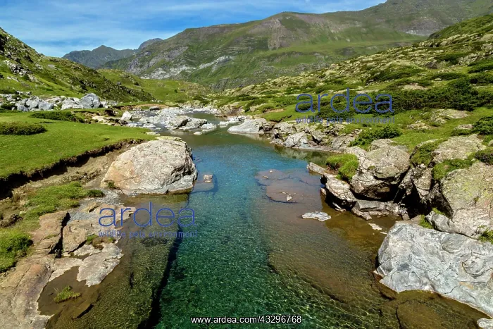 : 80184040 The Cirque Of Estaube Hautes Pyrenees : 80184040 The Cirque Of Estaube Hautes Pyrenees