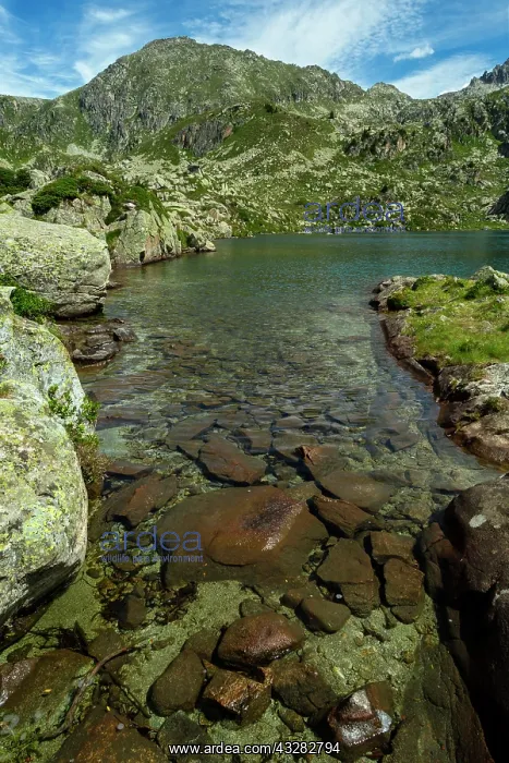 : 80184058 Lake Of Coume Escure Hautes Pyrenees, France : 80184058 Lake Of Coume Escure Hautes Pyrenees, France