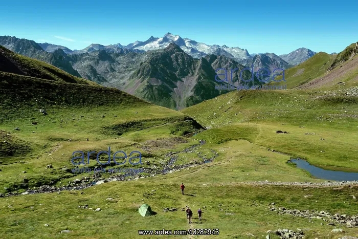 : 80184069 Hicking - near The Oncet Lake, Pic Du Midi : 80184069 Hicking - near The Oncet Lake, Pic Du Midi
