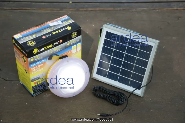  : 80186945 Low cost clean green solar powered light