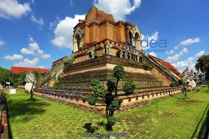 : 80191440 Wat Chedi Luang Temple in Chiang Mai, Thailand : 80191440 Wat Chedi Luang Temple in Chiang Mai, Thailand