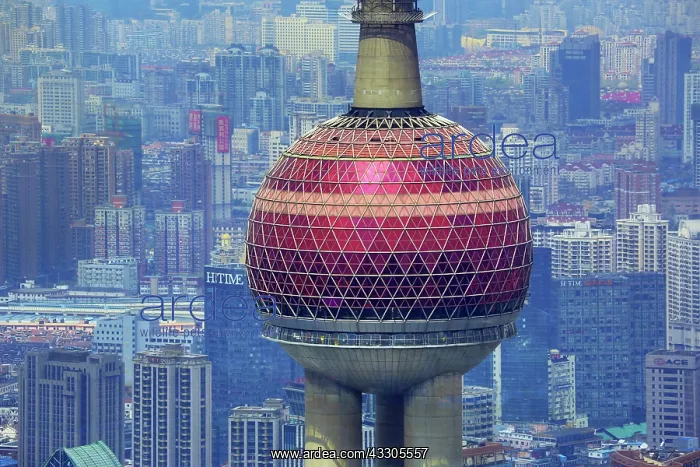  : 80191484 The Oriental Pearl TV Tower in Pudong