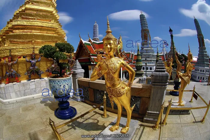 : 80191509 Gold Kinnara Statue at Wat Phra Kaew Temple : 80191509 Gold Kinnara Statue at Wat Phra Kaew Temple