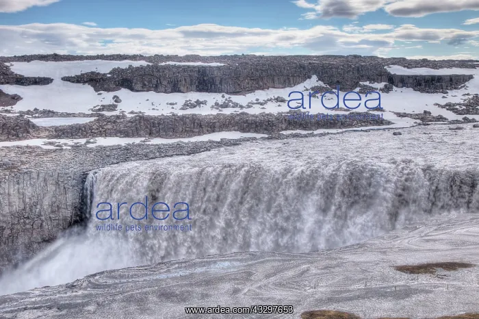 : 80195572 Dettifoss Waterfall Iceland Bill Coster : 80195572 Dettifoss Waterfall Iceland Bill Coster