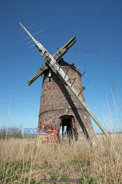 : 80197309 Brograve Drainage Mill - abandoned windmill : 80197309 Brograve Drainage Mill - abandoned windmill