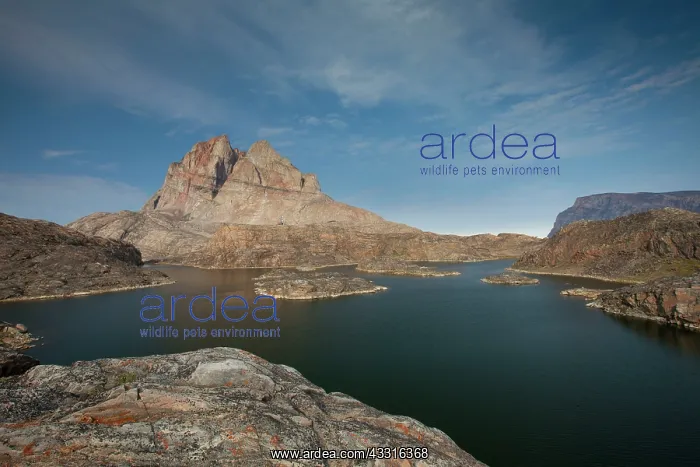 : 80199096 Mount Uummannaq Greenland Sven-Erik Arndt : 80199096 Mount Uummannaq Greenland Sven-Erik Arndt
