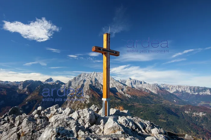 : 80200086 Summit Cross on Mount Jenner Berchtesgaden : 80200086 Summit Cross on Mount Jenner Berchtesgaden