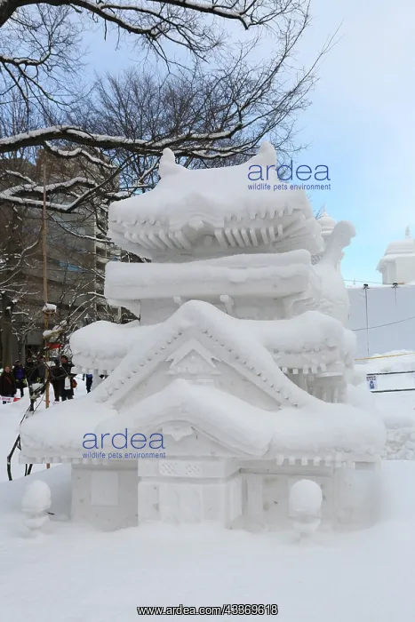 : 80200334 Ice Sculpture - Traditional Japanese Temple : 80200334 Ice Sculpture - Traditional Japanese Temple