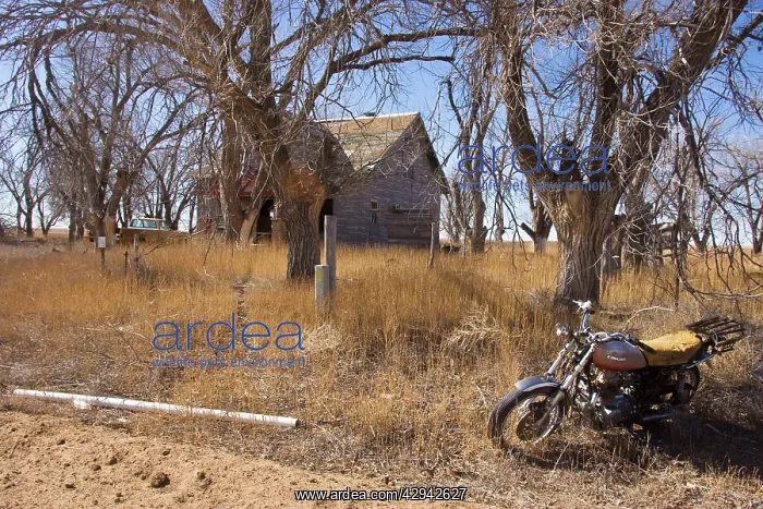 : Abandoned farmhouse in Texas Panhandle : Abandoned farmhouse in Texas Panhandle