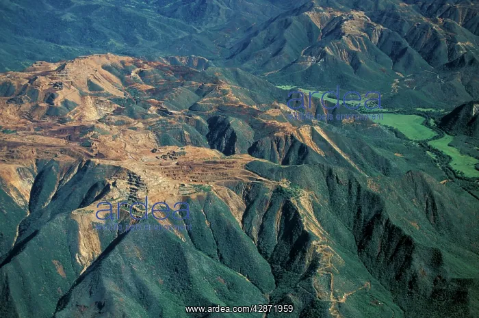 : Aerial - Nickel mines - Thio : Aerial - Nickel mines - Thio