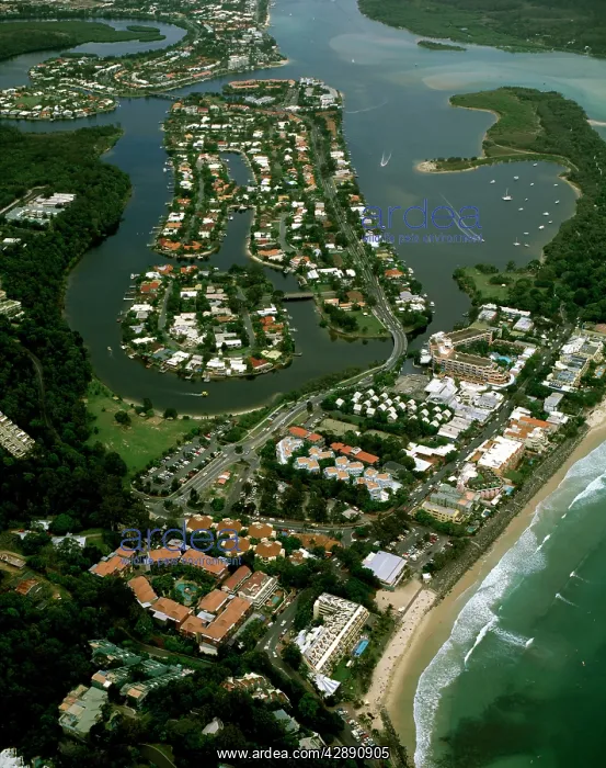 : Aerial - Noosa: Heads, main beach & Sound : Aerial - Noosa: Heads, main beach & Sound