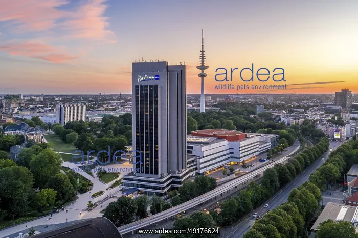 : Aerial view of the CCH and Radisson Blue Hotel with television tower Heinrich-Hertz-Turm (Telemichel) : Aerial view of the CCH and Radisson Blue Hotel with television tower Heinrich-Hertz-Turm (Telemichel)