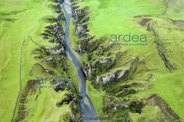 : Aerial view, FjaEr rgljfur Canyon, Fjadrargljufur : Aerial view, FjaEr rgljfur Canyon, Fjadrargljufur