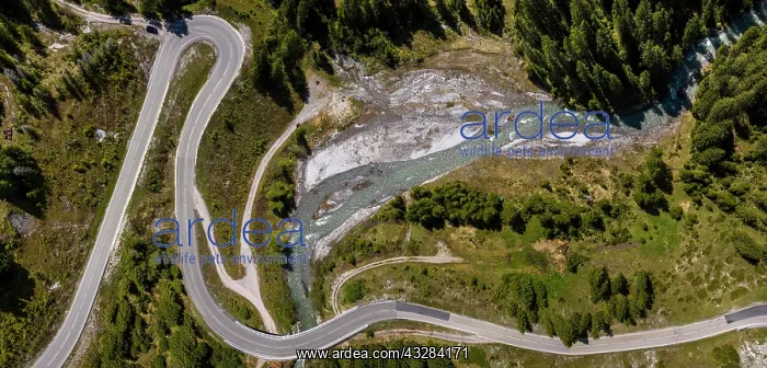 : Aerial view of serpentines on the Namlos Pass, Lechtaler : Aerial view of serpentines on the Namlos Pass, Lechtaler