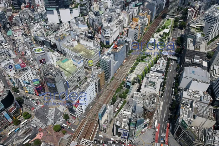  : Aerial view of Shibuya Scramble Crossing, Miyashita Park and railway line in Shibuya, Tokyo, Japan