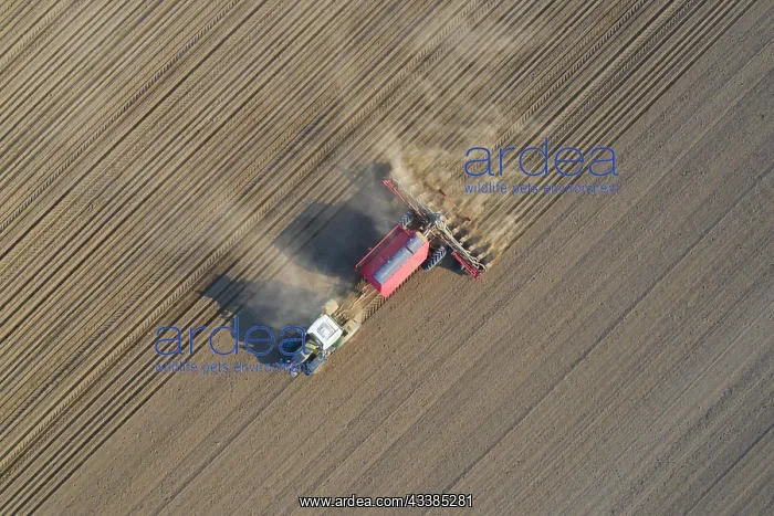  : Aerial view over tractor with pneumatic seed drill