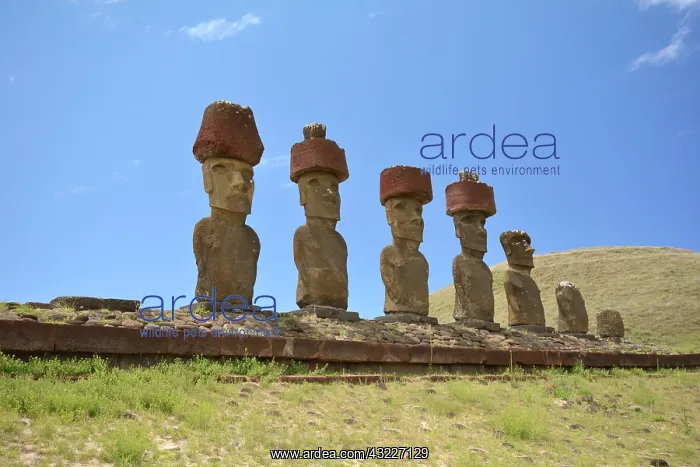 : Ahu platform and Moais statues of the Ahu Nau Nau : Ahu platform and Moais statues of the Ahu Nau Nau