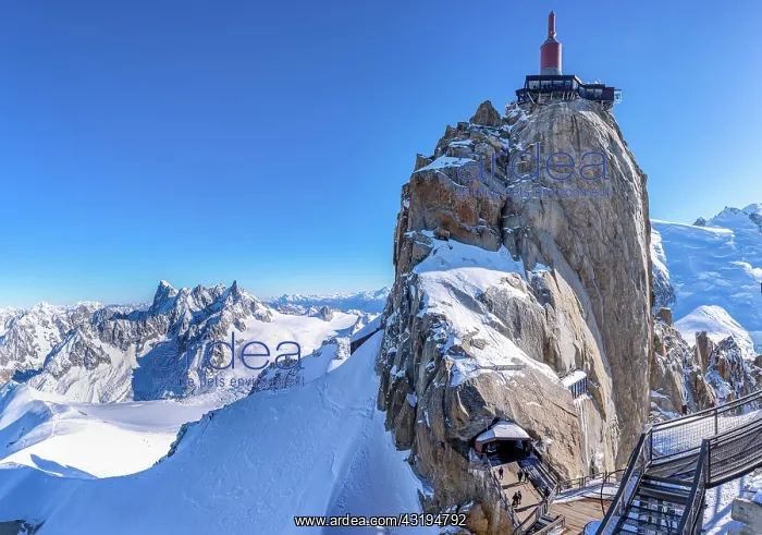 : Aiguille du Midi, Mont Blanc, Chamonix, France : Aiguille du Midi, Mont Blanc, Chamonix, France