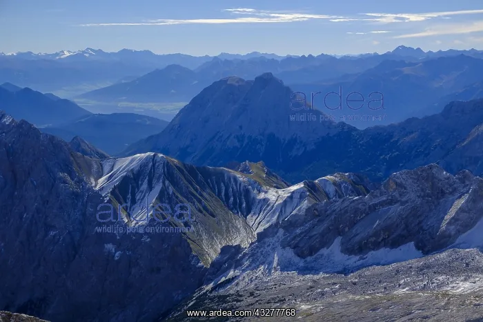 : Alpine panorama, view from Zugspitze, over Schneeferner : Alpine panorama, view from Zugspitze, over Schneeferner