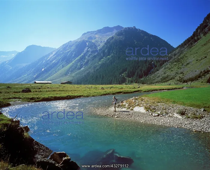 : Anglers on the Krimmler Ache River, Unla&, x7e1;lm : Anglers on the Krimmler Ache River, Unla&, x7e1;lm