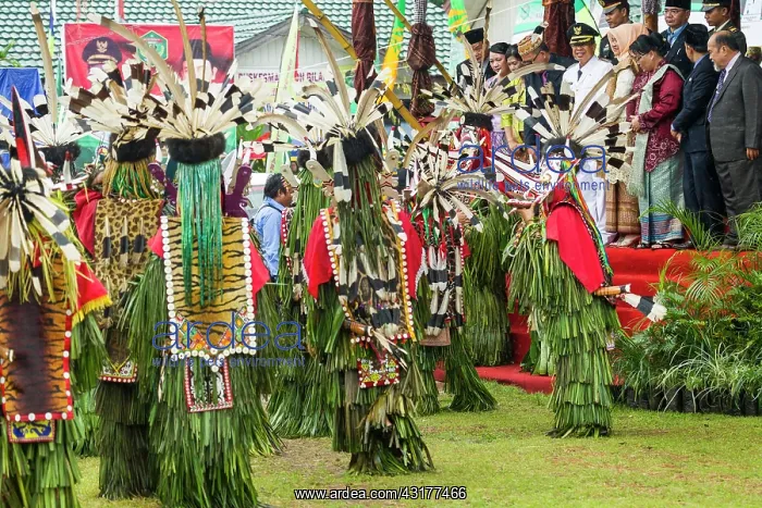: Anniversary of Mahakam Hulu DistrictWWF-Indonesia : Anniversary of Mahakam Hulu DistrictWWF-Indonesia