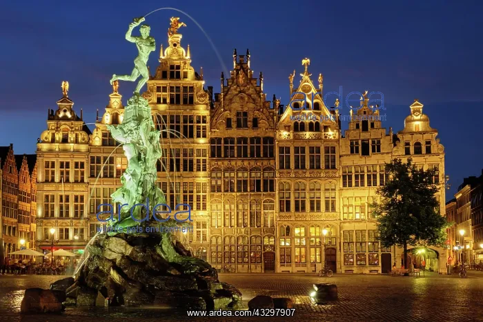 : Antwerp famous Brabo statue and fountain on Grote : Antwerp famous Brabo statue and fountain on Grote