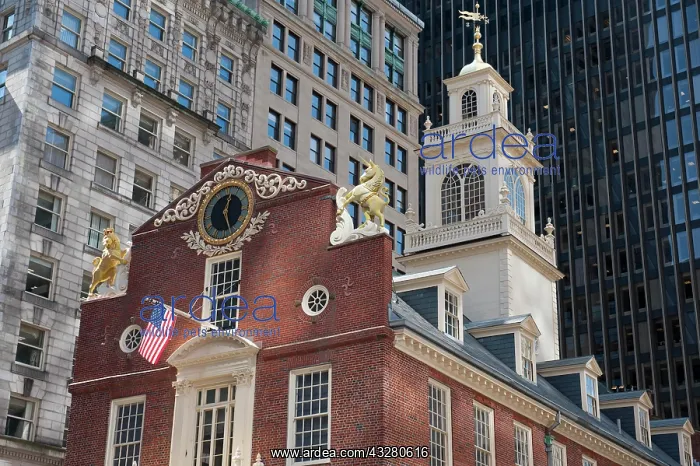 : Architecture, history and politics, Old State House : Architecture, history and politics, Old State House