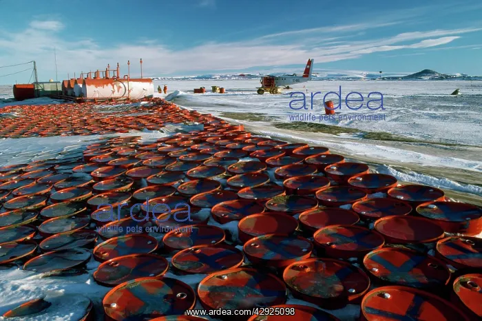: Argentina fuel dump - Seymour Island Marambio Base : Argentina fuel dump - Seymour Island Marambio Base