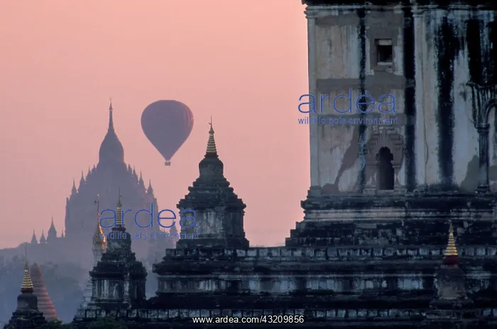 : Asia, Burma, (Myanmar), Pagan (Bagan) Hot : Asia, Burma, (Myanmar), Pagan (Bagan) Hot