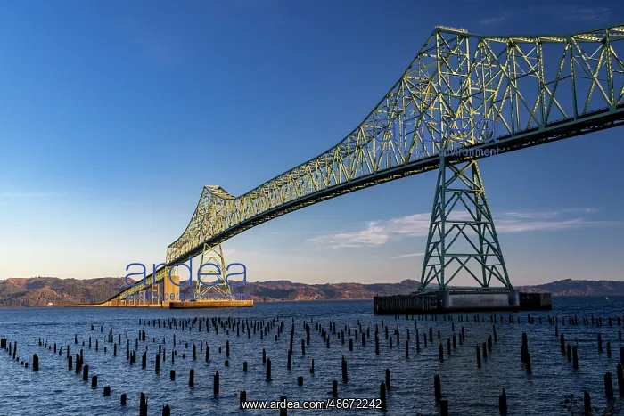 : The Astoria Megler Bridge over the Columbia River in : The Astoria Megler Bridge over the Columbia River in