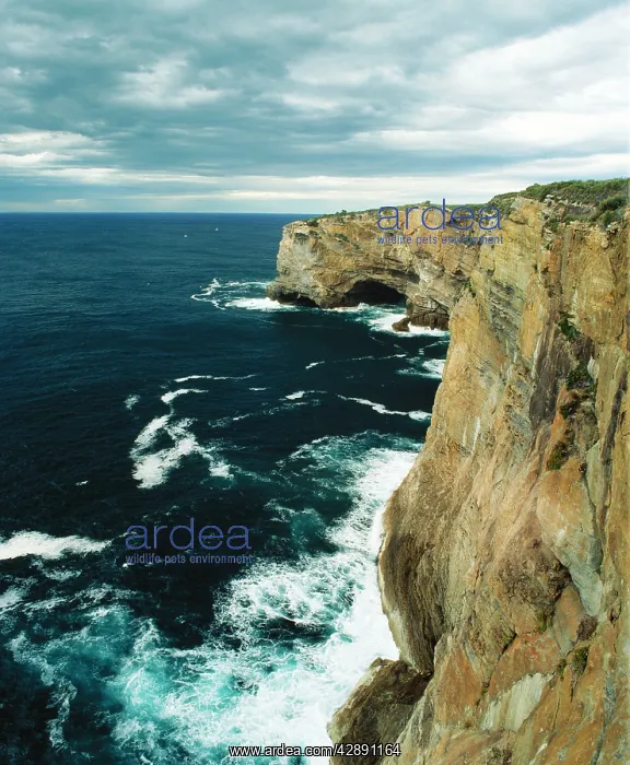 : AUSTRALIA - Cliffs in Jervis Bay : AUSTRALIA - Cliffs in Jervis Bay