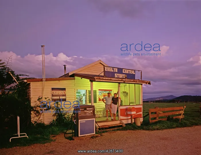  : Australia - Evelyn Central Store & petrol station