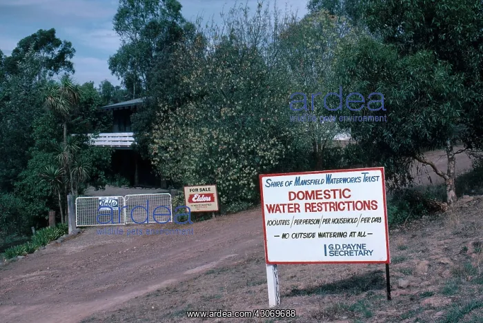 : Australian Drought, 1983 : Australian Drought, 1983