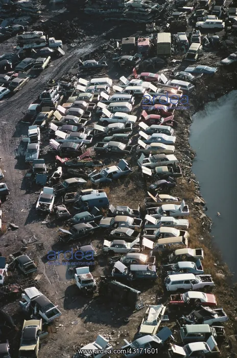: Automobile Junk Yard : Automobile Junk Yard