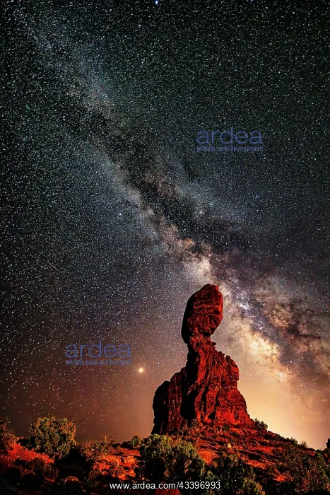 : Balanced Rock within Arches National Park : Balanced Rock within Arches National Park