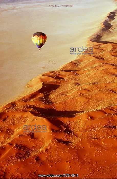 : Balloon Safari - on the edge of Namib Desert, Namibia : Balloon Safari - on the edge of Namib Desert, Namibia