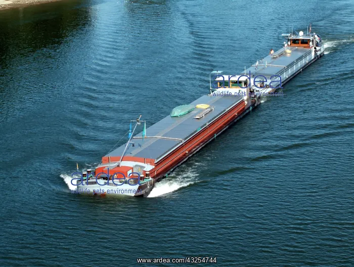  : Barges, River Seine, Elbeuf-St. Aubin, Normandy