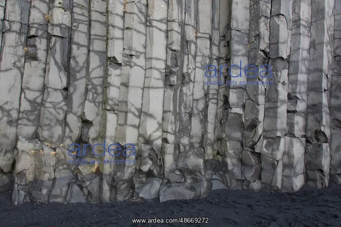 : Basalt rock Vik 14 : Basalt rock Vik 14