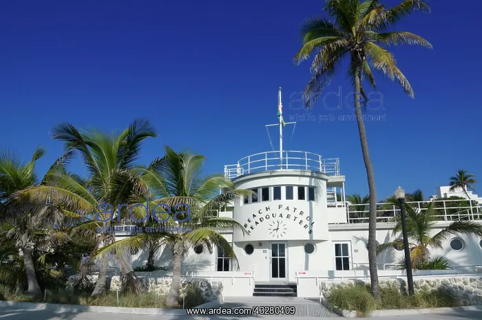 : Beach Patrol Headquarters, Art Deco architecture : Beach Patrol Headquarters, Art Deco architecture