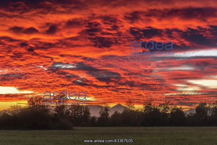  : Beautiful glowing sky over the plain at sunset