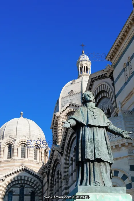 : De Belsunce statue at the Cathedral of Marseille : De Belsunce statue at the Cathedral of Marseille