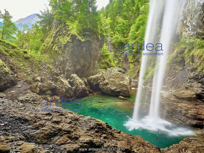: Berglistaber waterfall, Linthal, Canton Glarus : Berglistaber waterfall, Linthal, Canton Glarus
