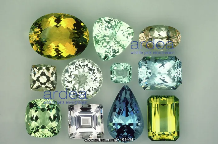 : Beryl Gemstones : Beryl Gemstones