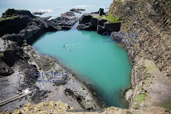 : The Blue Lagoon, a former slate quarry, Abereiddy : The Blue Lagoon, a former slate quarry, Abereiddy
