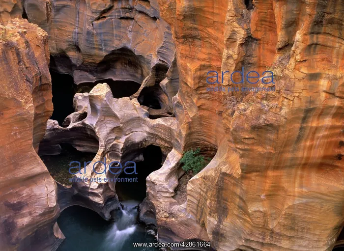  : Blyde River Canyon - potholes and rock washings