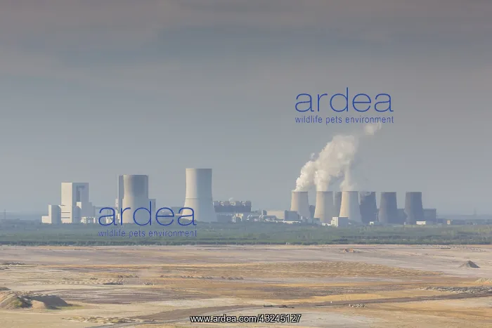 : Boxberg lignite-fired power plant and Nochten : Boxberg lignite-fired power plant and Nochten