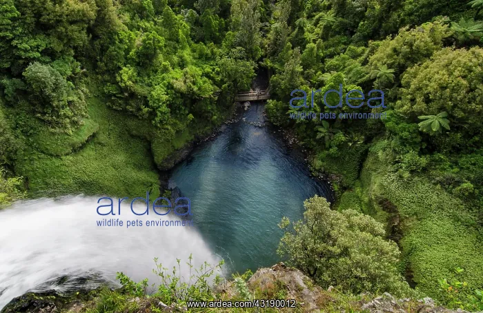 : Bridal Veil Falls from above, plunging into a lake : Bridal Veil Falls from above, plunging into a lake