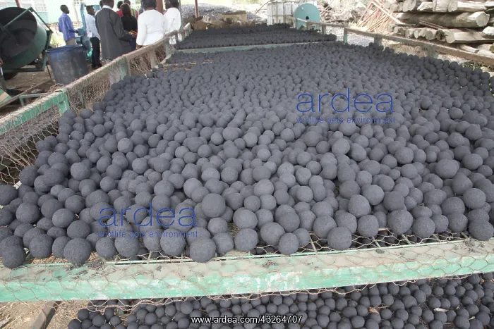  : Briquette balls for African stoves made from charcoal
